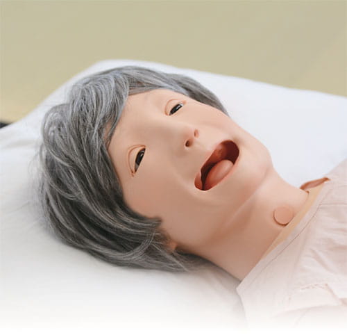 Krankenpflegepuppe Keiko